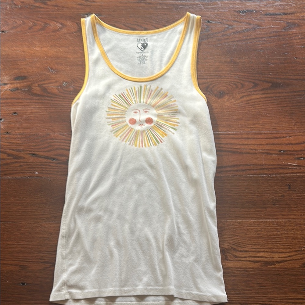 Lucky brand rank top - cute!